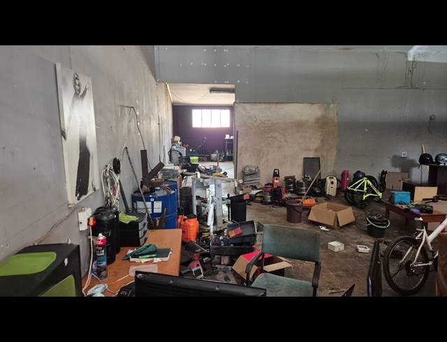 200M² BUSINESS TO LET IN MINNEBRON